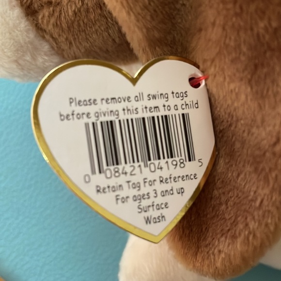 Ty Tracker * Beanie Baby * Date of Birth: June 5, 1997 * Basset Hound - Picture 6 of 13